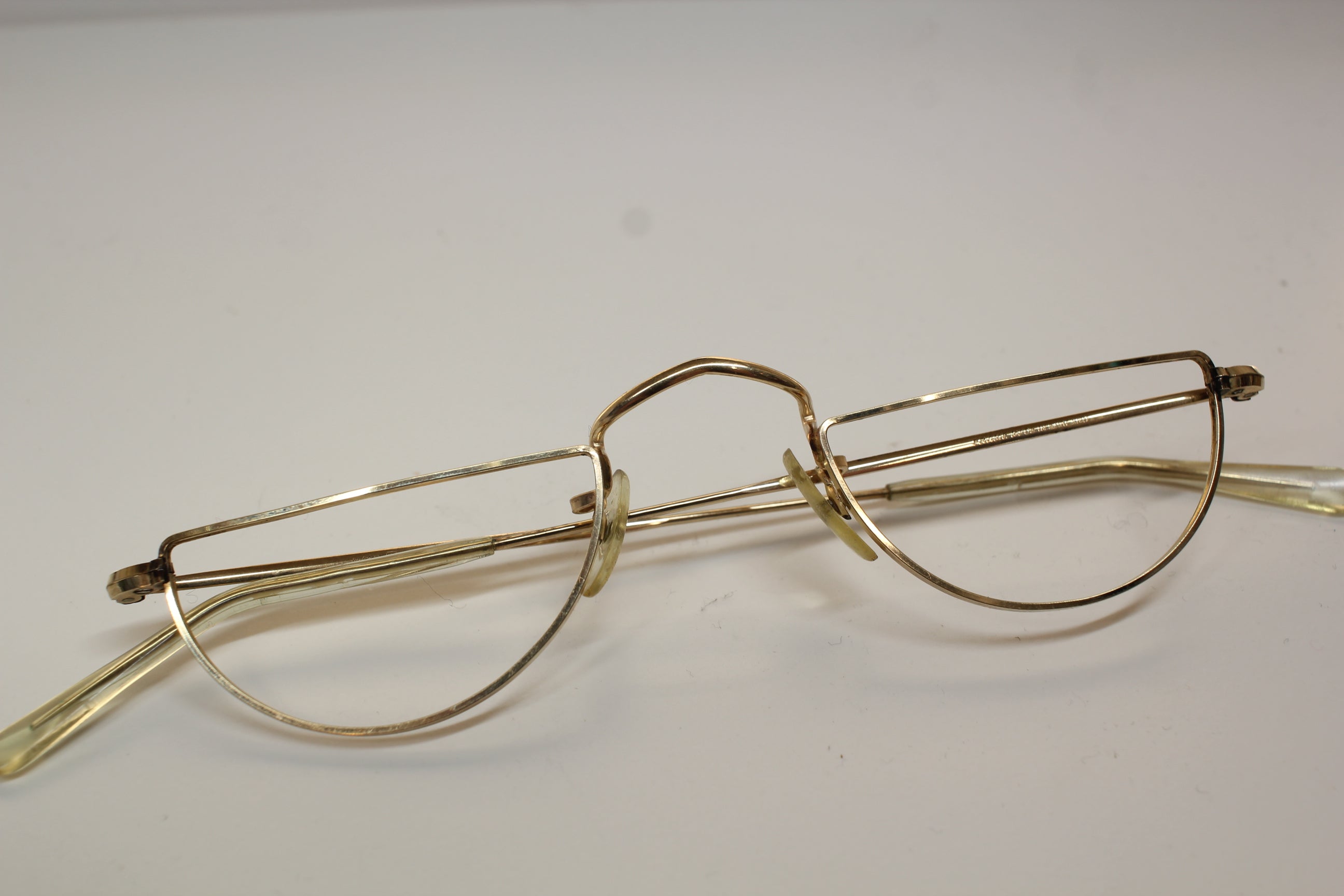 ALGHA 20 GOLD HALF EYE EYEGLASSES READERS